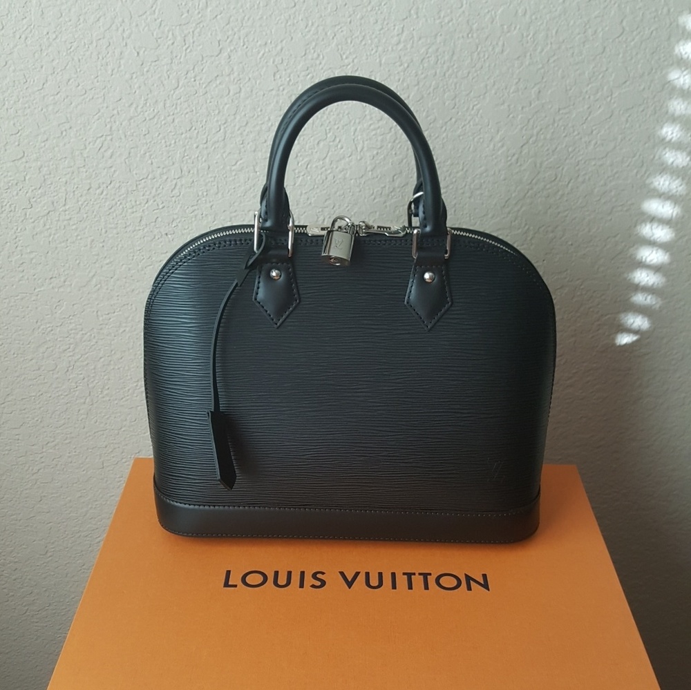Louis Vuitton Alma Pm Epi